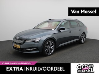 Skoda Superb Combi 1.4 TSI iV Sportline Business | Automaat | Apple Carplay/Android Auto | Stoelverwarming Voor + Achter | Navigatie | Sfeerverlichting |