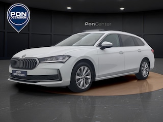Skoda Superb Combi 1.5 TSI First Edition | Pano dak | Trekhaak | Camera | ACC | Stoelverwarming | Elek achterklep |