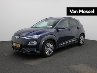 Hyundai Kona EV Premium 64 kWh | Apple Carplay / Android Auto | Stoelverwarming | Stuurverwarming | Head-Up Display | Achteruitrijcamera |