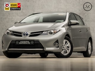 Toyota Auris 1.8 Hybrid Dynamic Automaat (NAVIGATIE, CAMERA, CLIMATE, SPORTSTOELEN, KEYLESS, LM VELGEN, CRUISE, NIEUWSTAAT)