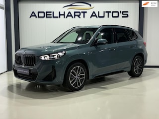 BMW X1 SDrive18i M Sport Automaat / Navigatie Full map / 360 Camera / Lederen interieur / Sfeer verlichting / etc..