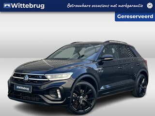 Volkswagen T-Roc 1.5 TSI 150pk R-Line / Black style / IQ LED / Virtual cockpit pro / Afneembare trekhaak / 19'' LMV