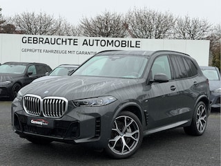 BMW X5 xDrive50e 489pk M-Sport Lucht Swarovski Trekh HUD 4W-best Zetels H&K Laser Alcant.Hemel VOL!