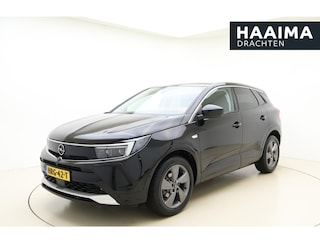 Opel Grandland 1.2 Turbo 130pk GS | Achteruitrijcamera | Climate control | Cruise control | LED verlichting | Navigatie | Privacy glass | Parkeersensoren
