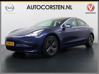 Tesla Model 3 RWD SR plus 325PK SOH 93% LFP Accu AutoPilot Leder Panoramadak Adaptive-Cruise Camera's Elektr.-Stuur+Stoelen+Spiegels+Geheugen+Easy-Entry+Verwarmde stoelen Park assistent Pdc WIFI Lane-Assist Speed-Assist Navi LED DAB Voorverwarmen Keyless One-Pedal-Drive Lmv 18" 1e Eigenaar Origineel Nederlandse Auto