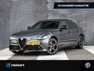 Alfa Romeo Giulia Veloce 2.0 Turbo 280pk AWD Automaat DEALER OND. | 19''LM | DODE HOEK | ADAPT. CC | PDC + CAM. | DAB