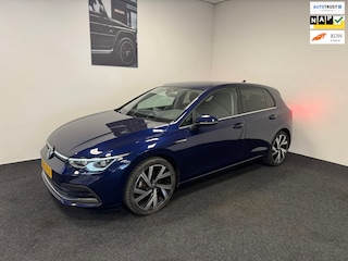 Volkswagen Golf 1.5 eTSI Style Automaat // Sfeer // Alcantara // Lane // Adaptive