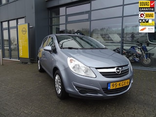Opel Corsa 1.2-16V Selection ZEER WEINIG GEREDEN