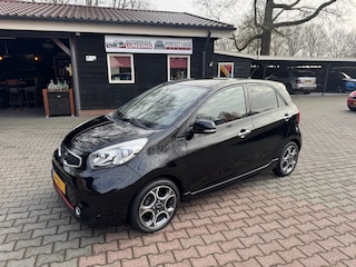 Kia Picanto 1.2 CVVT GT Line stoel en stuurverwarming 4 cilinder