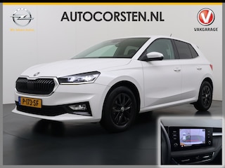 Skoda Fabia 1.0TSI 96PK 5Drs Ecc Navi* Camera Stoelverwarming Apple Carplay Android Auto Cruise Control Pdc Lmv Isofix Privacyglas Led Smartlink Bluetooth Keyless Licht-/regensensor Mooie en complete Skoda Fabia 380 Liter kofferruimte