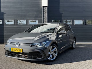 Volkswagen Golf 1.5 eTSI 150PK 3 x R-Line | ACC | Climate | Navi | Carplay | Sfeerverl. | €19.900,- Incl. BTW