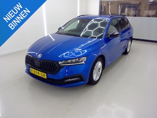 Skoda Octavia COMBI 1.0 TSI SPORT BUSINESS I TREKHAAK I APPLE CARPLAY I CLIMATE CONTROL I P-SENSOREN