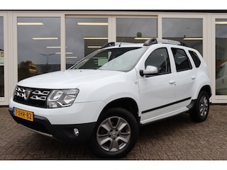 Dacia Duster 1.2 TCe 4x2 Lauréate, Cruise Control, Airco, PDC A, Trekhaak, Prijs Is Rijklaar Inclusief 6 Maanden Garantie