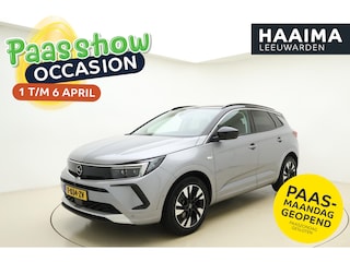 Opel Grandland 1.2 Turbo Ultimate 130 PK | Navigatie | Stoel & Stuurverwarming | Camera | Keyless | Alacantara lederen bekleding | Dakrails | AGR