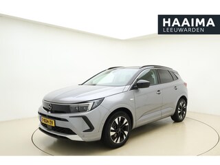 Opel Grandland 1.2 Turbo Ultimate 130 PK | Navigatie | Stoel & Stuurverwarming | Camera | Keyless | Alacantara lederen bekleding | Dakrails | AGR