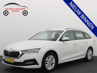 Skoda Octavia Combi 1.0 e-TSI Business Edition AUTOMAAT / TREKHAAK / CLIMA / CARPLAY / FULL LED / PDC / BLUETOOTH / CRUISE / NL-AUTO