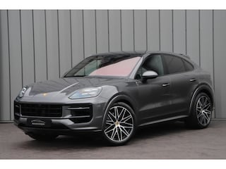 Porsche Cayenne 3.0 E-Hybrid | 470PK | Achterasbesturing | Sport-design | Luchtvering | Sport-chrono | Matrix-led | Sfeerverlichting | NL-Auto | 2024.