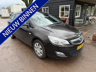 Opel Astra Sports Tourer 1.4 Business Edition