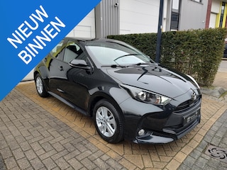 Toyota Yaris 1.5 Hybrid Mazda 2 Camera Carplay Navigatie Stoel/Stuurverwarming