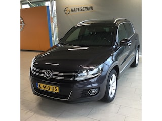 Volkswagen Tiguan 1.4 TSI 150pk BMT DSG Sport & Style | panodak | navi |