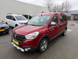 Dacia Dokker 1.3 TCe 131pk Stepway - Rolstoelauto 3+1 of 5-0 - Luxe uitvoering - 1e Eigenaar - Rolstoelvervoer