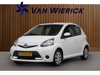 Toyota Aygo 1.0 VVT-i Aspiration 5-Deurs Automaat | Bluetooth | Airco | NAP