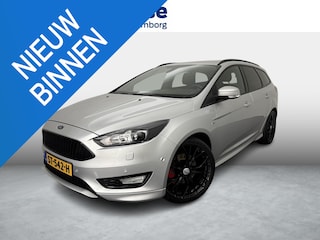 Ford Focus Wagon 1.5 ST-Line 150 PK | Bi Xenon | 19" Lichtmetalen velgen | Sportstoelen