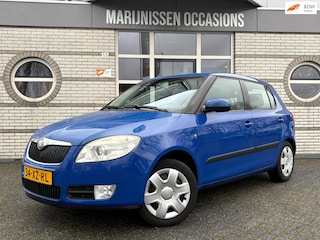 Skoda Fabia 1.6-16V Sport |Airco, Elekpakket,Trekhaak|