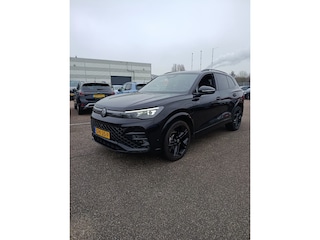 Volkswagen Tiguan 1.5 eHybrid 272 pk R-Line Business | Trekhaak | Assitance pakket plus | Black Style pakket | Comfort pakket | Designpakket |