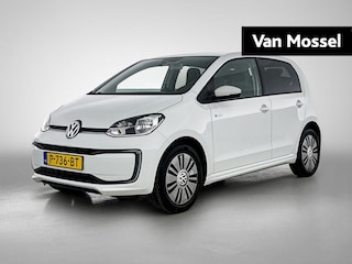 Volkswagen Up 82 PK | Automaat | Achteruitrijcamera | Stoelverwarming | Climate Control | Privacy Glass | Lichtmetalen velgen |