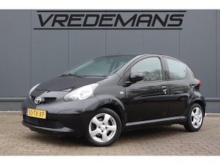 Toyota Aygo 1.0-12V +