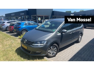 Volkswagen Sharan 1.4 TSI Exclusive Series 150 PK | Navigatiesysteem | Adaptive Cruise Control | Trekhaak | Stoelverwarming | Climate Control | Parkeersensoren | Lederen bekleding |