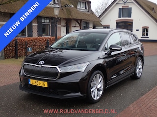 Skoda Enyaq iV 60 First Edition 92%SOH/ STOEL + STUUR VERWARMING / TREKHAAK / ACC