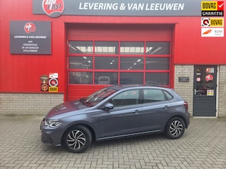Volkswagen Polo 1.0 TSI Life Cruise control/ Navigatie/ Apple carplay- Android auto/ LM velgen/ Rijklaarprijs!