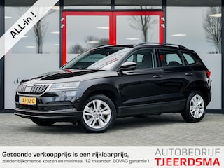 Skoda Karoq 1.5 TSI ACT Business Edition | Camera | Navigatie | DAB+ | Climate Control | PDC | Cruise Control | LED Koplampen | 17'' Lichtmetalen Velgen | Metallic Lak | Elektrische Handrem | Auto-Hold |