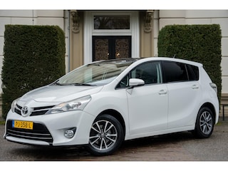 Toyota Corolla Verso 1.8 VVT-i Dynamic Business 7p. TREKHAAK | PANO | CAMERA | NIEUWSTAAT | DEALERONDERHOUDEN 2E EIGN