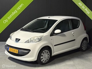 Peugeot 107 1.0-12V XS Urban Move - Automaat - Nap -