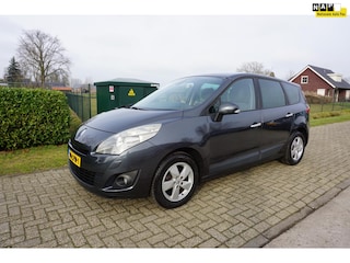 Renault Scénic 1.6 Expression dealer onderhouden
