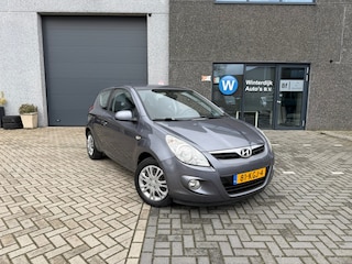 Hyundai i20 1.4i DynamicVersion Airco|Goed Onderhouden|NAP