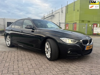BMW 320i High Executive nap nette automaat vol leder schuifd elektr