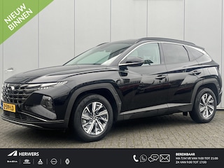 Hyundai Tucson 1.6 T-GDI HEV Comfort Smart / Elektrische Achterklep / Navigatie / Stoel & Stuurverwarming / Android Auto & Apple CarPlay / Adaptieve Cruise Control / Achteruitrijcamera / Parkeersensoren Voor + Achter / Passagiersstoel In Hoogte Verstelbaar /