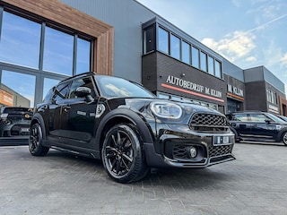 Mini Countryman Cooper S E ALL4 John Cooper Works 220pk Blackline/Camera/Navi/Jcw stoelen/Btw