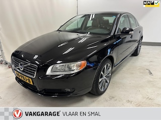 Volvo S80 2.0 T Limited Edition -leder-camera-navigatie-goed onderhouden.4 seizoensbanden michelin