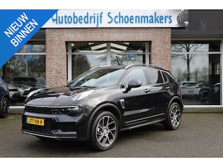 Lynk & Co 01 1.5 MY23 LUXURY-LINE TREKHAAK-AFN 360-CAMERA STUUR/STOELVERW. ROLHOES PANO/SCHUIF MEMORY INFINITY DAB NAVI CARPLAY ELEK.ACHTERKLEP 20"LMV