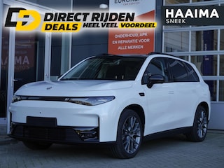Leapmotor C10 REEV Design 28.4 kWh | 1500 trekgewicht | Nieuw uit voorraad Leverbaar | Panoramadak | Camera | 20 inch | Elektrische achterklep