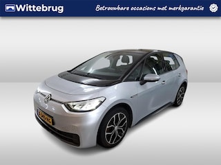 Volkswagen ID.3 Life 58 kWh / AUTOMAAT/ CRUISE/  STOELVERWARMING/ NAVI/ CLIMA/ PARK. SENSOREN/ 19"LMV