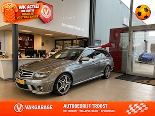 Mercedes-Benz C-klasse Estate 63 AMG Origineel NL/Volledig Dealer Onderhouden/Panoramadak/Navigatie/Elektrische & Verwarmde Stoelen/Climate Control/Cruise Control/Harman-Kardon Installatie/Keyless Entry/Elektrische Kofferbak/Elektrische, Inklapbare & Verwarmde Spiegels,5 Spaak 18 Inch