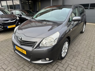 Toyota Corolla Verso 1.6 VVT-i Business PANO CAMERA TREKHAAK CRUISE CLIMA ORIG NL NAP
