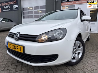 Volkswagen Golf Variant 1.2 TSI Trendline BlueMotion van 3de Eig in 6 bak en trekhaak en navigatie en bluetooth telefoon / airco