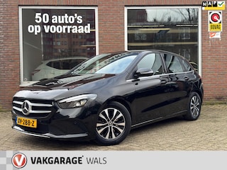Mercedes-Benz B-klasse 180 Business Solution | Navi | Widescreen | Cruise | Half- Leder | Camera | Trekhaak